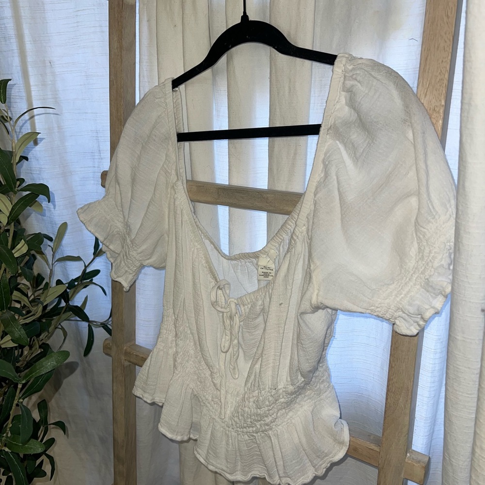 H&M - White Crop Top - XL